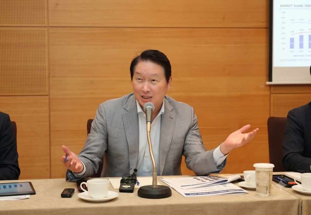 SK董事长：明年AI芯片需求将增长100%，存储价格将进一步上涨